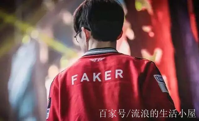 包含SKT前途光明！，Faker新星战术调整表现突出再创辉煌时刻的词条