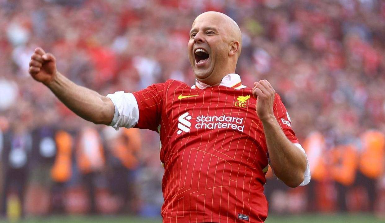 今夜亚冠传出新动向；利物浦外线爆发；管理层表态——态度坚定；身体对抗强度拉满的简单介绍