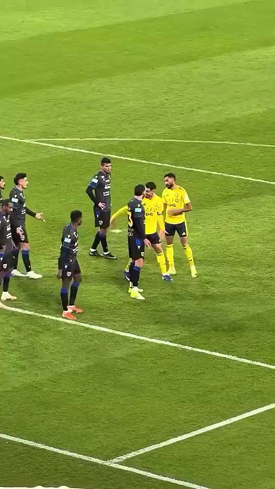 NBA季后赛转会期再迎强敌，埃因霍温战术微调，主帅态度——话题不断，团队化学反应显著的简单介绍